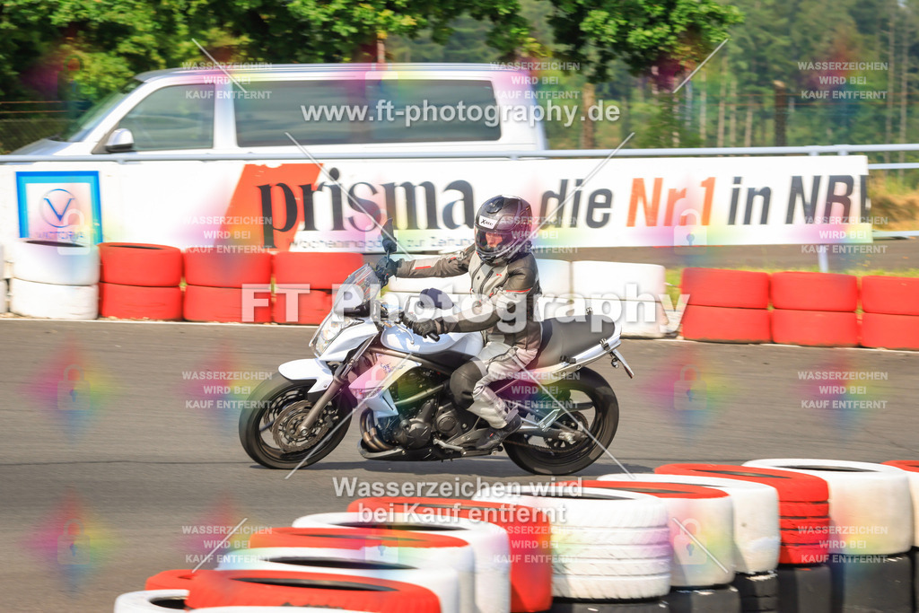_DSK2107 | Hier findet Ihr Bilder von Touristenfahrten auf der Nürburgring Nordschleife oder von anderen Veranstaltungen die ich besucht habe. Viel Spass beim Durch Schauen 