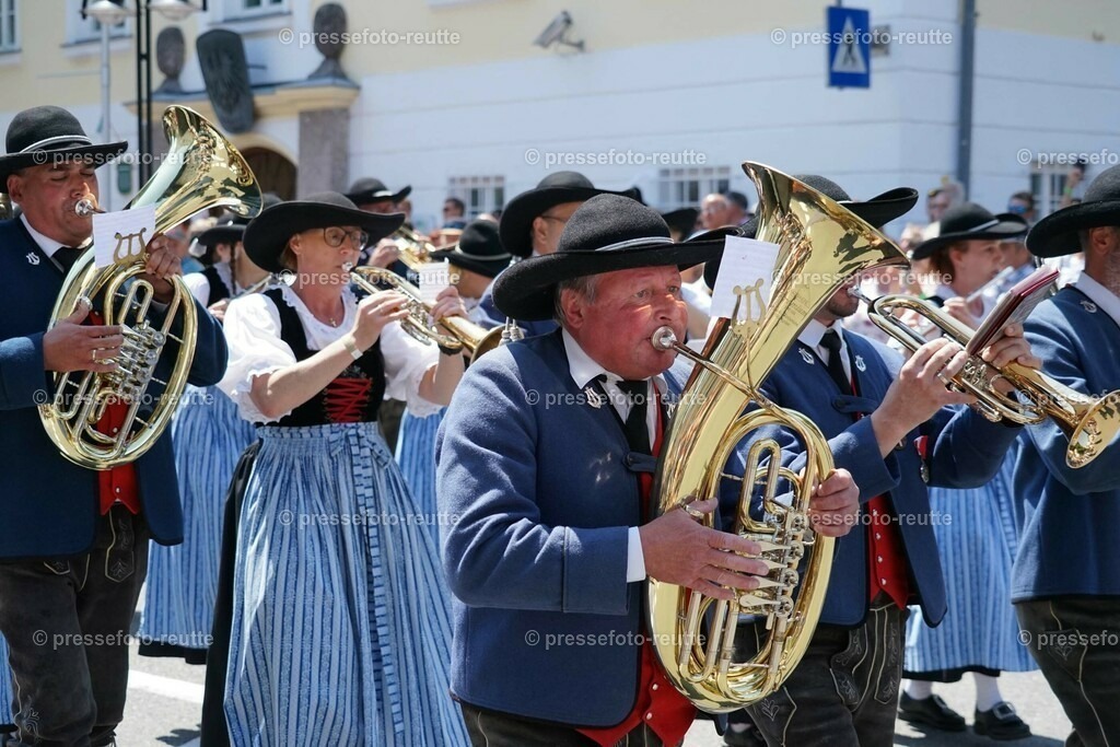 23d-BACH-Bundesmusikfest-2023-Juni16-Reutte-DSC06662 | Info aus dem Bezirk Reutte/Ausserfern Tirol sowie eine umfangreiche Bilddatenbank über die gesamte Region: Lechtal, Talkessel Reutte, Tannheimertal, Zwischentoren. Lech, Plansee, Zugspitze, Grenztunnel, B179, Fernpassstraße, Verkehr, Lawinen, Tradition, - Realisiert mit Pictrs.com