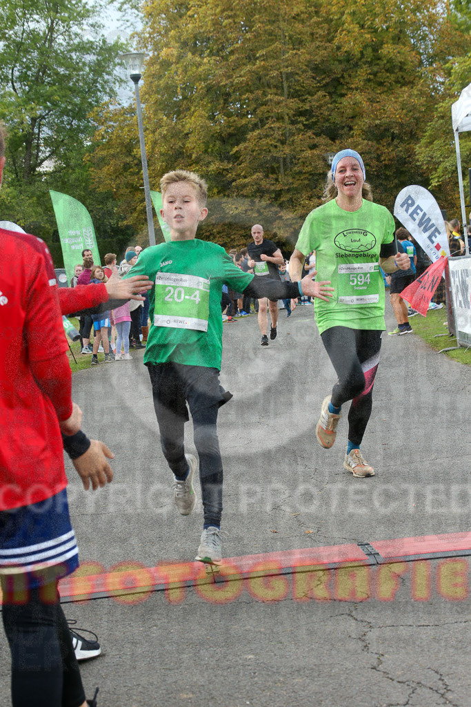 220925_1326_EX1_0847 | Sportfotografie im Rhein-Sieg Kreis, Köln, Bonn, NRW, Rheinland Pfalz, Hessen, etc. Unser Tätigkeitsfeld umfasst den Laufsport vom Volkslauf über den Marathon, Duathlon, Triathon bis zum Ultralauf wie Kölnpfad Ultra oder Schindertrail.