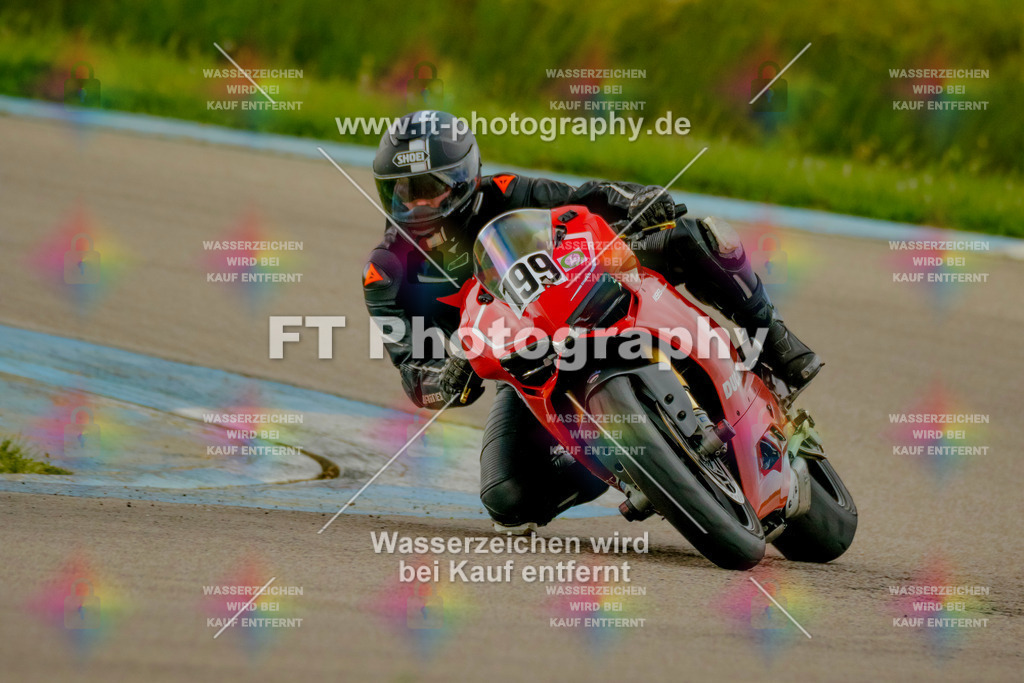 _7D21943 | Hier findet Ihr Bilder von Touristenfahrten auf der Nürburgring Nordschleife oder von anderen Veranstaltungen die ich besucht habe. Viel Spass beim Durch Schauen 