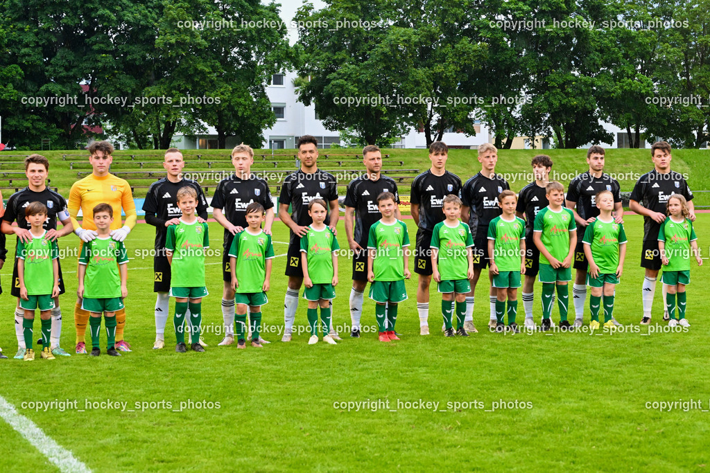 SV Rapid Lienz vs. URC Thal Assling | Thal Assling Mannschaft, SV Rapid Lienz vs. URC Thal Assling, SV Rapid Lienz vs. URC Thal Assling am 08.06.2024 in Lienz (Dolomiten Satadion), Austria, (Photo by Bernd Stefan)