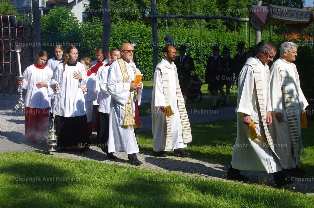 IMGP3002 | fotografiert von Axel PollmannLeonhardi Wallfahrt Benediktbeuern und Murnau, Fronleichnam, Fasching, Landschaft im Loisachtal und Benediktbeuern  - Realisiert mit Pictrs.com