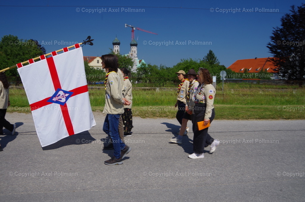 IMGP4340 | fotografiert von Axel PollmannLeonhardi Wallfahrt Benediktbeuern und Murnau, Fronleichnam, Fasching, Landschaft im Loisachtal und Benediktbeuern  - Realisiert mit Pictrs.com
