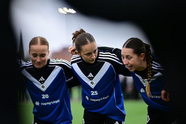 Fußball I Frauen I Saison 2025-2026 I Regionalliga Nord I 10. Spieltag I FC St. Pauli - Hamburger SV U20 I 14185 | Der Sportfotograf. - Realisiert mit Pictrs.com
