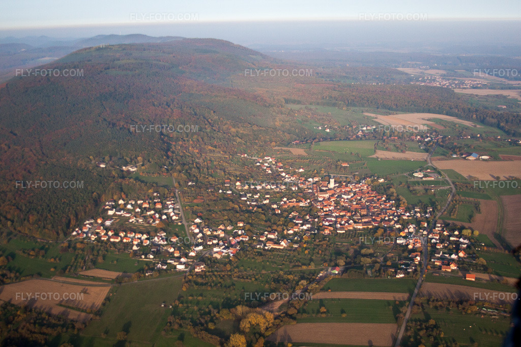Aerial view: View of the town in Gœrsdorf in the state Bas-Rhin, France.Photo: IMG_54207.jpg taken on 10/21/2012 by Werner Riehm/FLY-FOTO.comResolution of the original: 4752 x 3168 px
