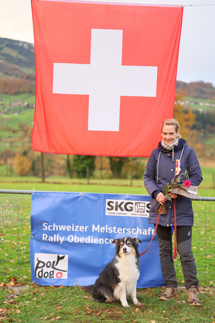 2025_Rally_Obedience_SM-298 | Ich fotografiere Hundeausstellungen, Sportanlässe, Zuchtstätten, Hundezucht, Hundeportrait, Lagotto - Realisiert mit Pictrs.com