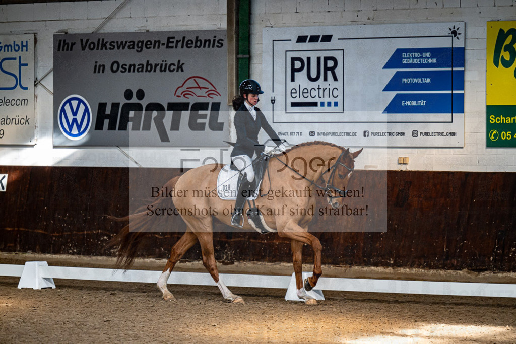 20240308-DOS_4452 | Entdecke hochwertige Reitturnierfotos von Foto Oger. Professionell, emotional und authentisch – jetzt Lieblingsmomente im Shop bestellen.Deutschlandweite Turnierfotografie. - Realisiert mit Pictrs.com