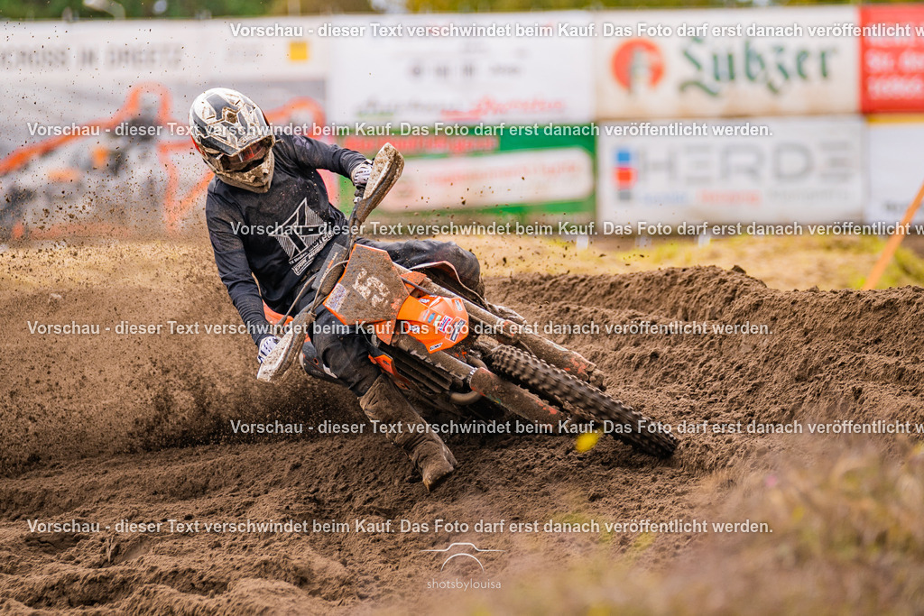 10_05_Dreetz-4887 | Sportfotografin aus Berlin-Brandenburg mit Fokus auf Motocross. Ich halte deine sportliche Leistung und echte Emotionen auf und neben der Strecke professionell fest. Entdecke die Fotos von deinem Rennen und bestelle sie direkt hier im Shop.