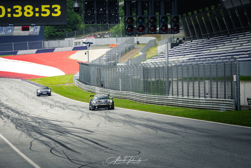 R6PZ0907 _Alexander Tschuncky | Entdecken Sie die faszinierende Welt von Alexander Tschuncky Arts: Kreative Fotografie, atemberaubende Automobilkunst und hochwertiger Bilderdruck. Lassen Sie sich inspirieren! - Realisiert mit Pictrs.com