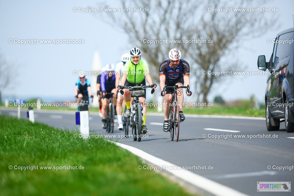156_TRA57263 | Neusiedlersee Radmarathon 2026@sportshot_your_pictrs #yourpictures#roadtowm2029 #nrm #neusiedlerseeradmarathon #neusiedlersee #neusiedlerseetourismus #burgenland #mörbisch #nrm26 #burgenlandtourismus #voglundco #poweredbyburgenlandtourismus #radsport #rad #marathon #ucigranfondo #visitburgenland #ucigranfondoworldseries