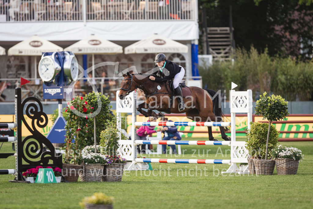 240510_Hamburg_Amateur-Small-353 | Deine schönsten Turniermomente als professionelle Fotos! Entdecke hochwertige Pferdesport-Fotografie im Online-Shop. Jetzt Fotos finden & bestellen!