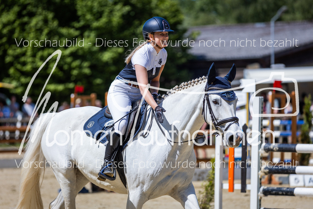 Donop24-Stil-L-047 | MomenTaufnahmen Pferdesportfotos