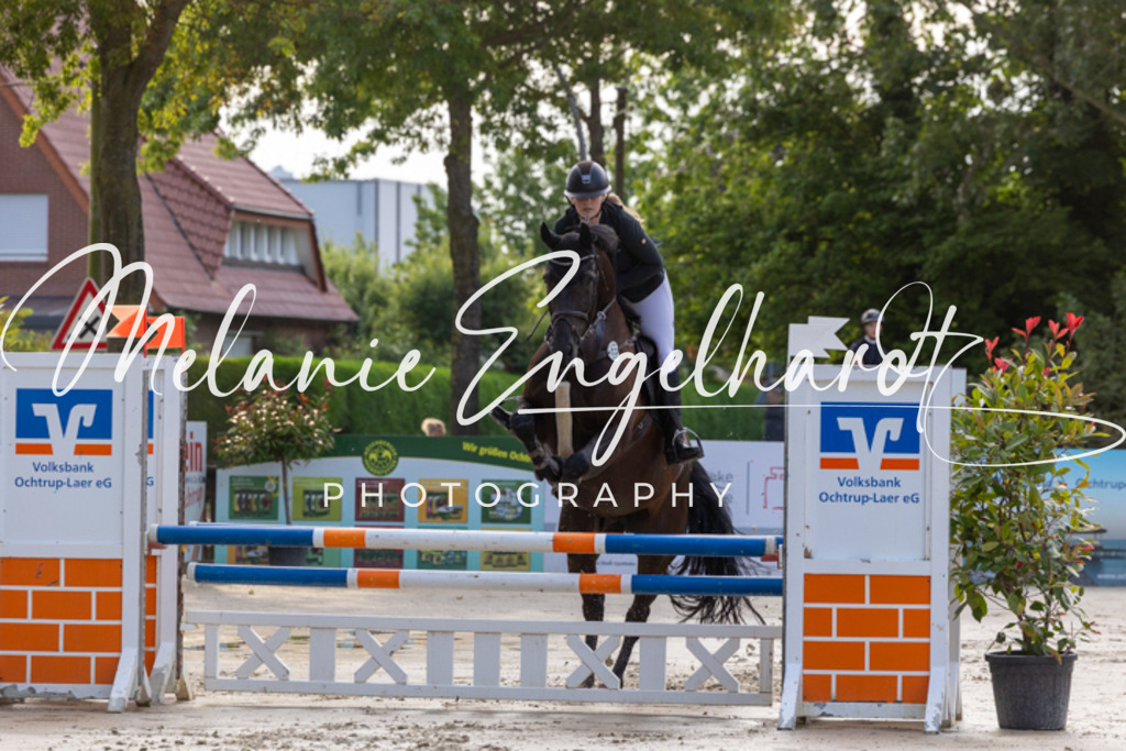 7I8A9521 | melanie-engelhardt-photography - Realisiert mit Pictrs.com