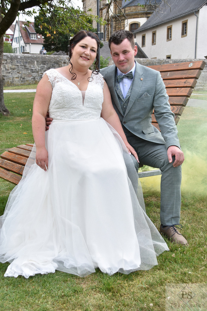 DSC_8500 | Hochzeitsfotograf aus Leidenschaft in Büren und Umgebung - Professionelle Hochzeitsreportagen mit emotionalen Fotos - Realisiert mit Pictrs.com