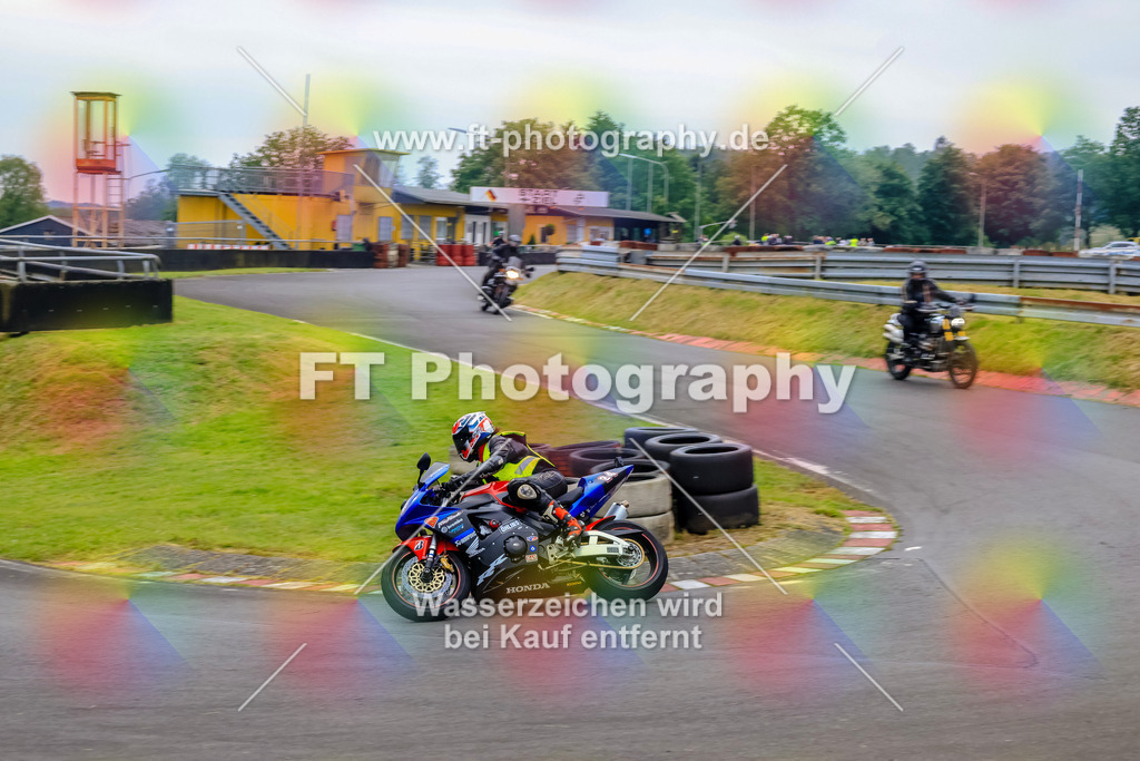 OBK-5835 | Hier findet Ihr Bilder von Touristenfahrten auf der Nürburgring Nordschleife oder von anderen Veranstaltungen die ich besucht habe. Viel Spass beim Durch Schauen 