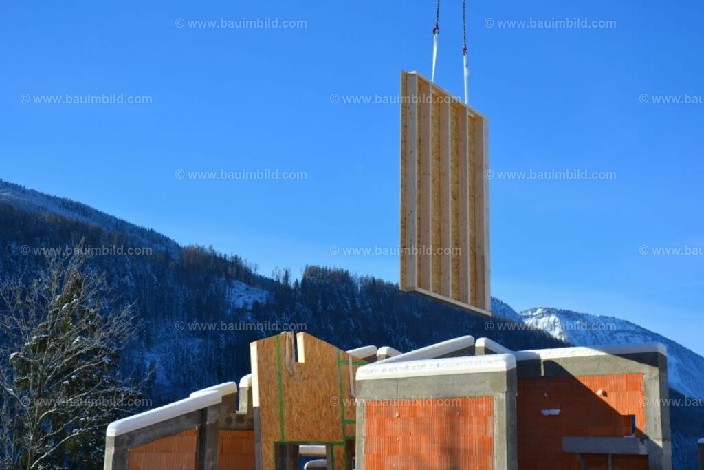 bib-lg09-holzbau-0034 | Nach LV-Leistungsgruppen sortierte Detailfotos über den Bau eines Hauses. Alle Hausbau-Bilder direkt vom Urheber und Autor der Website Haus-Selber-Bauen.com