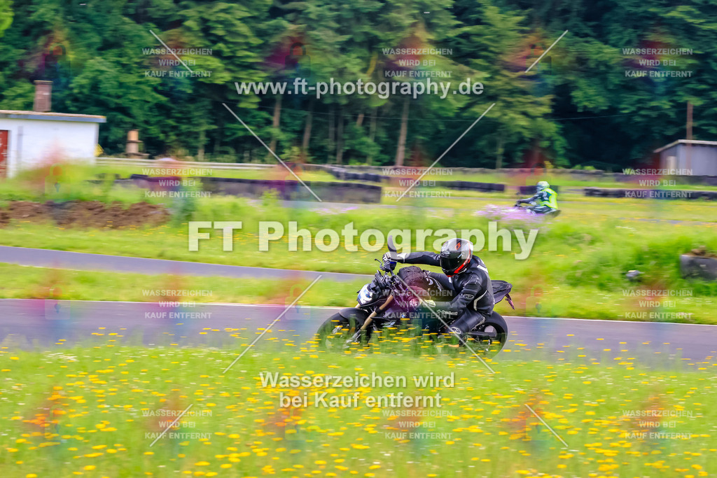 VBK-7149 | Hier findet Ihr Bilder von Touristenfahrten auf der Nürburgring Nordschleife oder von anderen Veranstaltungen die ich besucht habe. Viel Spass beim Durch Schauen 
