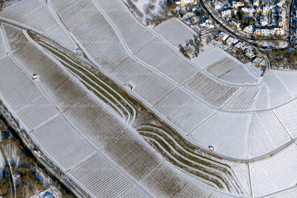 4043178 | winterliche Weinbergstrukturen am Neuberg bei Würzburg, Weinlage Abtsleite