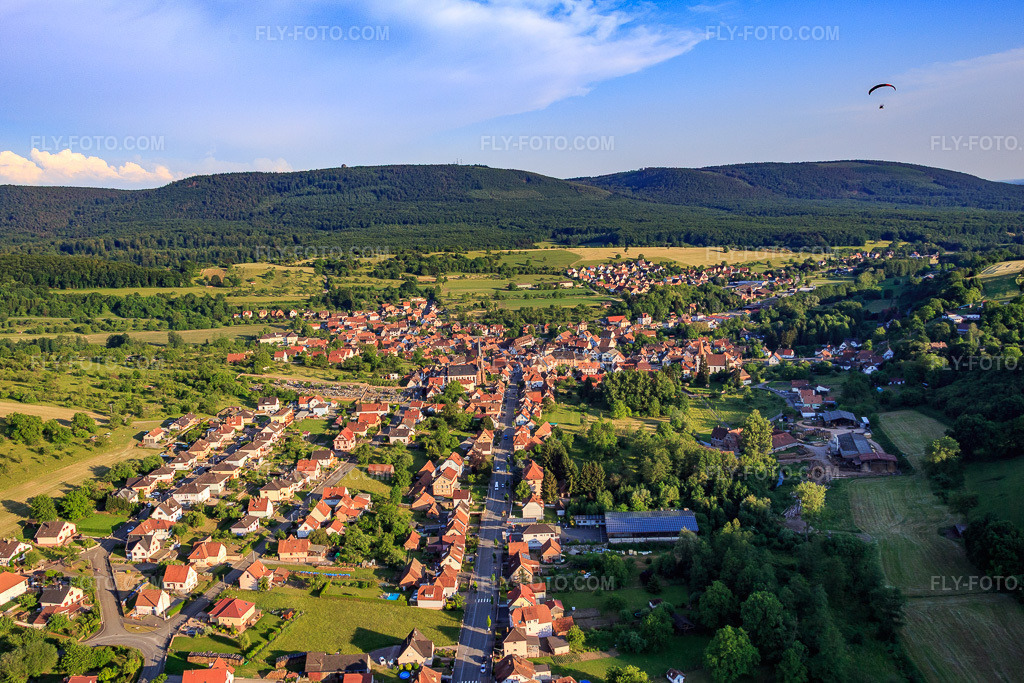 Aerial view: Route de Bitche from the north in Lembach in the state Bas-Rhin, France.Photo: IMG_080277.jpg taken on 06/05/2015 by Werner Riehm/FLY-FOTO.comResolution of the original: 5218 x 3479 px