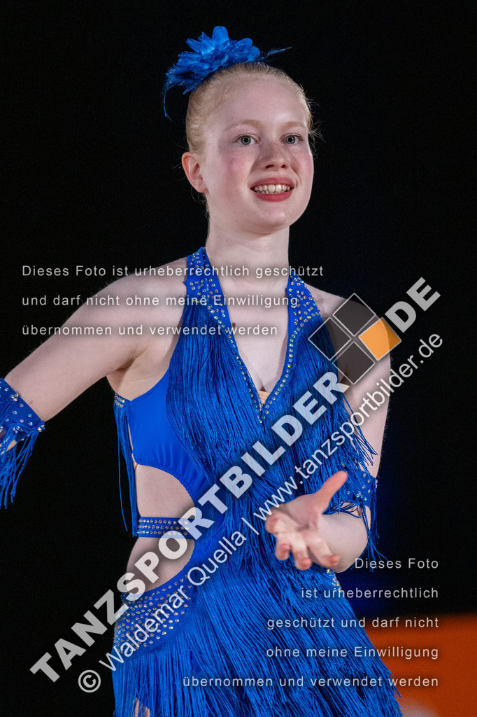 20250504-01213 | Hier finden Sie Tanz Bilder vom Latein und Standard Formationen tanzen. Sportbilder vom Tanzsport. Schöne Fotos und von Weltmeisterschaft, Europameisterschaft, Bundesliga, Regionalliga, Oberliga und Landesliga sowie von GOC Stuttgart, DanceComp, WM Bremen