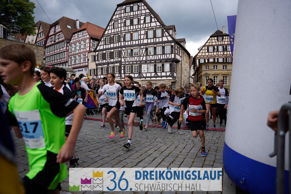Stadtwerke Schüler und Jugendlauf 1,7km | 3koenigslauf 2022 Stadtwerke Schüler und Jugenlauf 1,7km - Realisiert mit Pictrs.com
