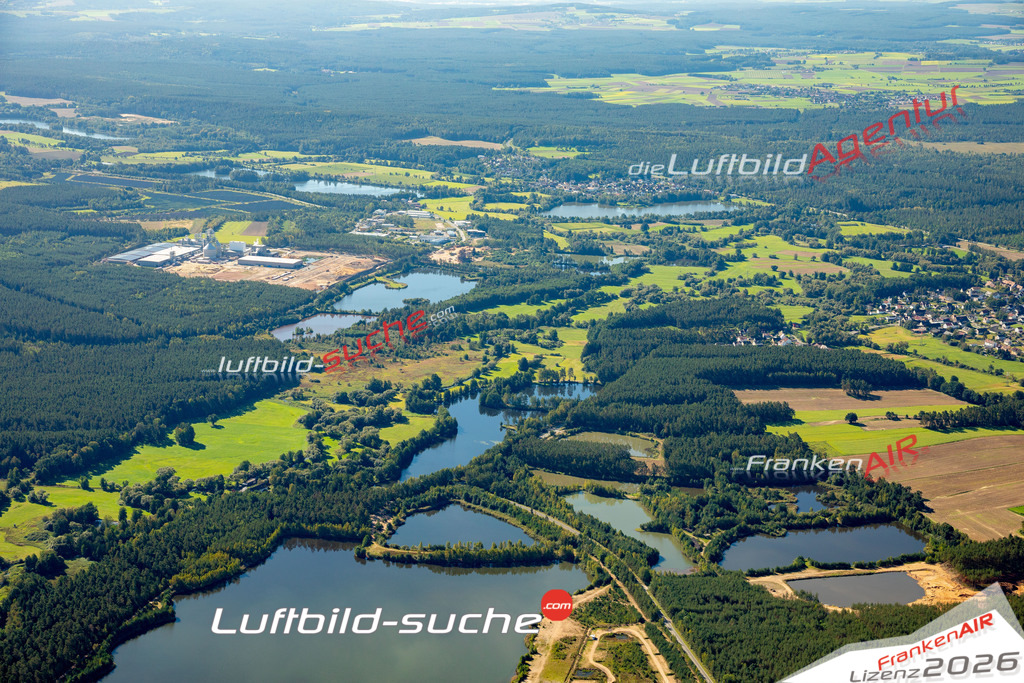 Das Luftbild zeigt : Dießfurt Freizeitsee Pressath - Die Luftaufnahme wurde 2023 vom UL-Flugzeug aus erstellt ( keine Drohne ) - Hochauflösende Luftaufnahme - Für grossformatige Ausdrucke geeignet. Die Geschenkidee !Mit Lizenz und Bildrechte bestellbar