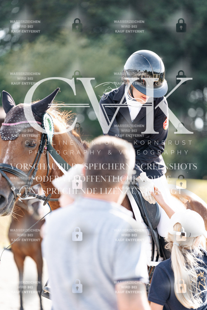 CK901761 | Turnierfotografie Pferdefotografie Trier Rheinland-Pfalz Pferdesport Reitsport Tierfotografie Sportfotografie Pferdevideo Pferdevideografie Equestrianvideography equestrianphotography  - Realisiert mit Pictrs.com