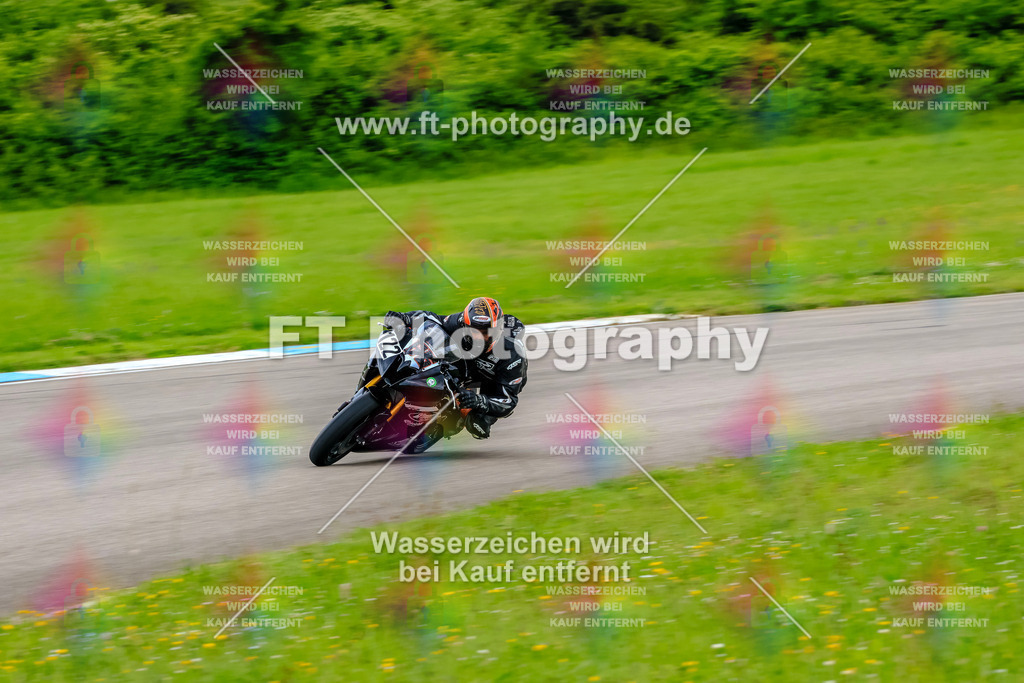 MotoTeam-3634 | Hier findet Ihr Bilder von Touristenfahrten auf der Nürburgring Nordschleife oder von anderen Veranstaltungen die ich besucht habe. Viel Spass beim Durch Schauen 