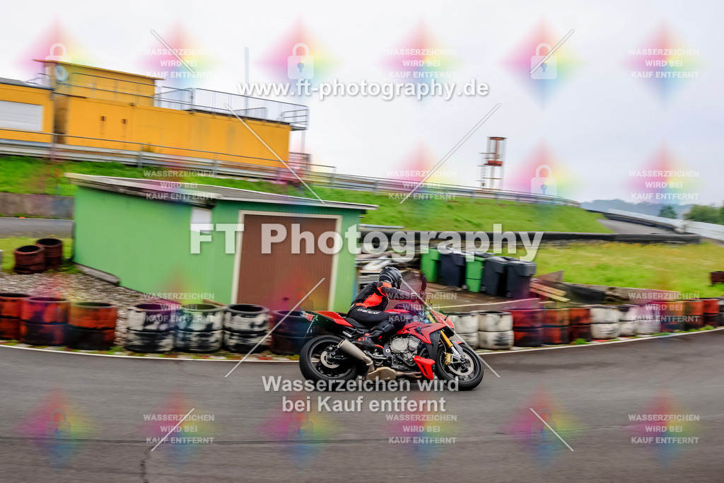 _TCM2970 | Hier findet Ihr Bilder von Touristenfahrten auf der Nürburgring Nordschleife oder von anderen Veranstaltungen die ich besucht habe. Viel Spass beim Durch Schauen 