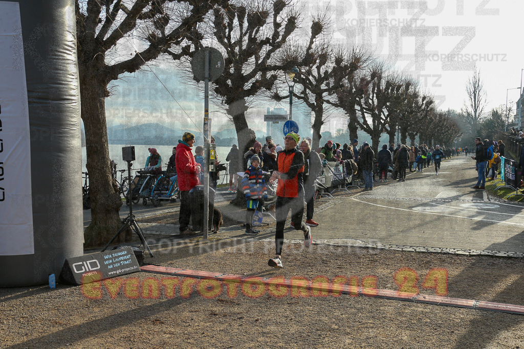 241231_1152_EX1_2743 | Sportfotografie im Rhein-Sieg Kreis, Köln, Bonn, NRW, Rheinland Pfalz, Hessen, etc. Unser Tätigkeitsfeld umfasst den Laufsport vom Volkslauf über den Marathon, Duathlon, Triathon bis zum Ultralauf wie Kölnpfad Ultra oder Schindertrail.