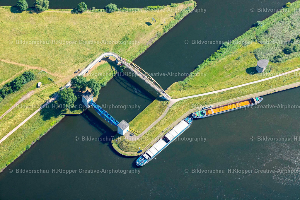 Luftbild Duisburg-4531 | Luftbilder Duisburg Brückenbauwerk in Duisburg im Bundesland Nordrhein-Westfalen, Deutschland - Realisiert mit Pictrs.com