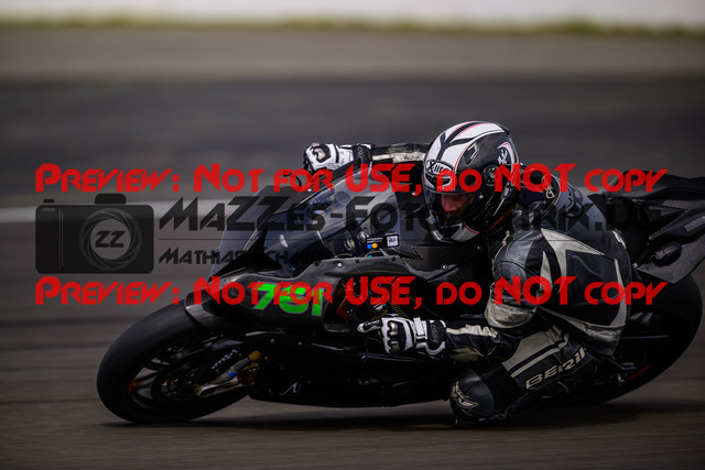 MaZZes_Fotomatrix_20250421_6021986_6154 | WEISS