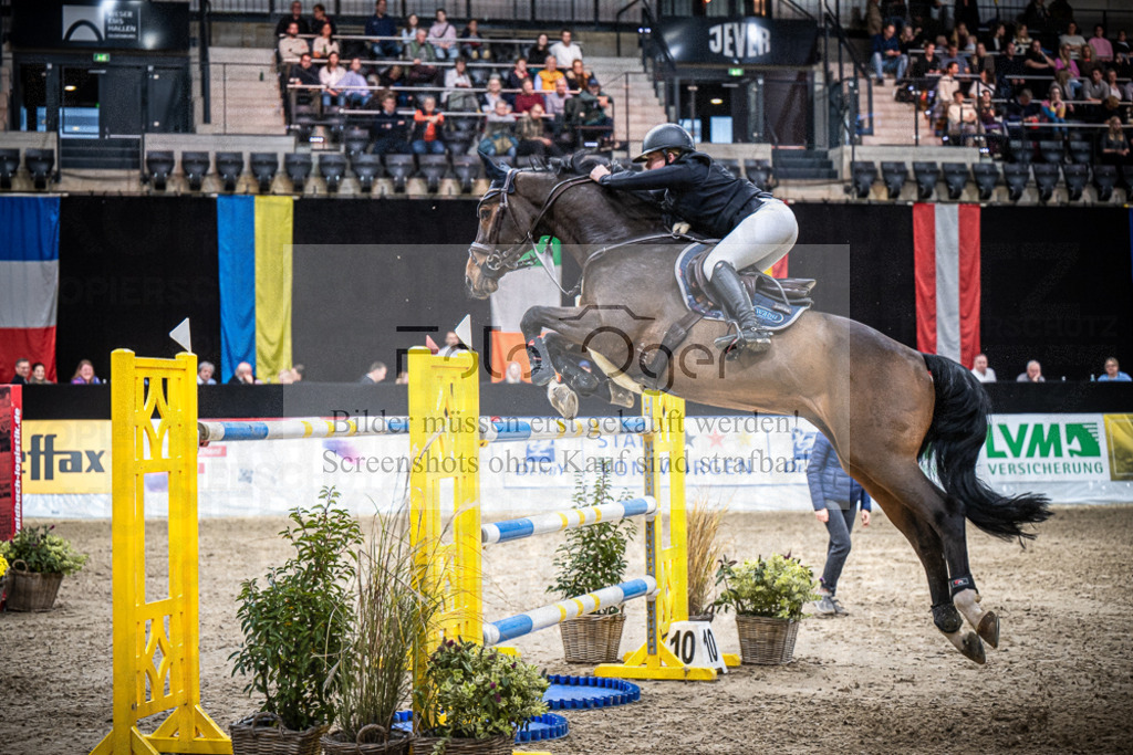 DOS_3500 | Entdecke hochwertige Reitturnierfotos von Foto Oger. Professionell, emotional und authentisch – jetzt Lieblingsmomente im Shop bestellen.Deutschlandweite Turnierfotografie. - Realisiert mit Pictrs.com