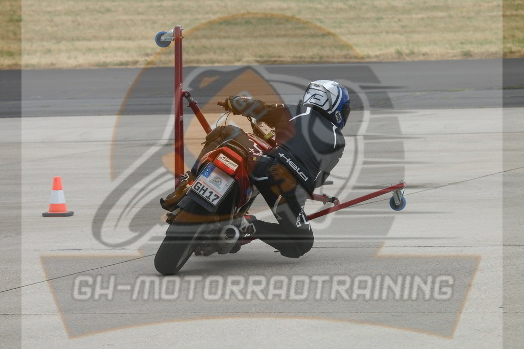 IMG_3338 | gh-motorradtraining-foto.de - Realisiert mit Pictrs.com