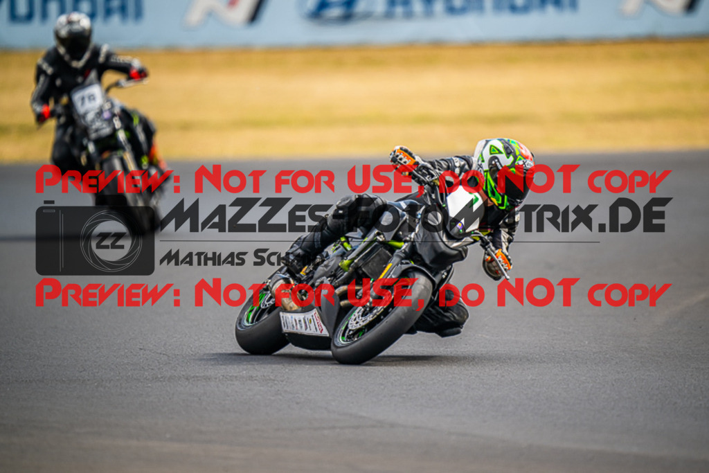 MaZZes_FotoMatrix_220625_0872 | TWINCUP