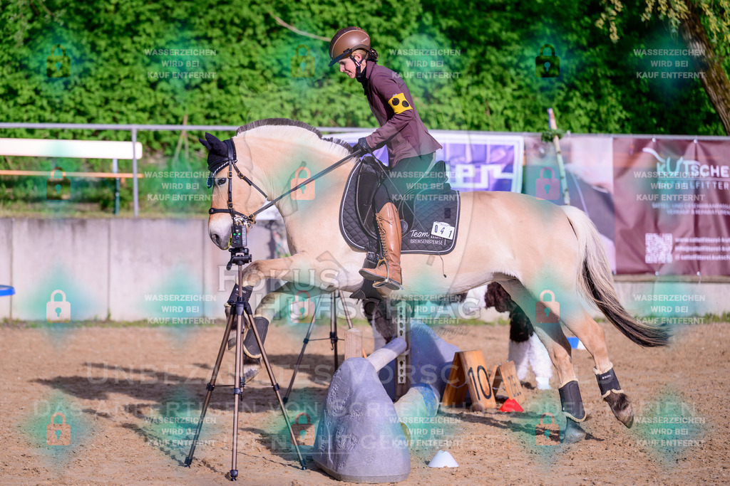 02052026-Giesenbach-03-Speedtrail-0535 | Fokus Hufschlag Fotografie - Realisiert mit Pictrs.com