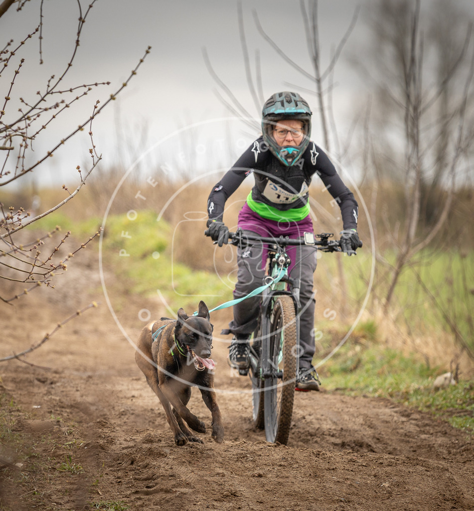 DV3A0851 | Hundefotografie, Tierfotograf, Pfotenfotografie, Fotoshooting Hund, Hunde Portrait, Hundesport, Hundeportraits, Heideshooting, Hunde, Sportfotograf, Hundefotograf, Turnierhundsport, THS,  - Realisiert mit Pictrs.com