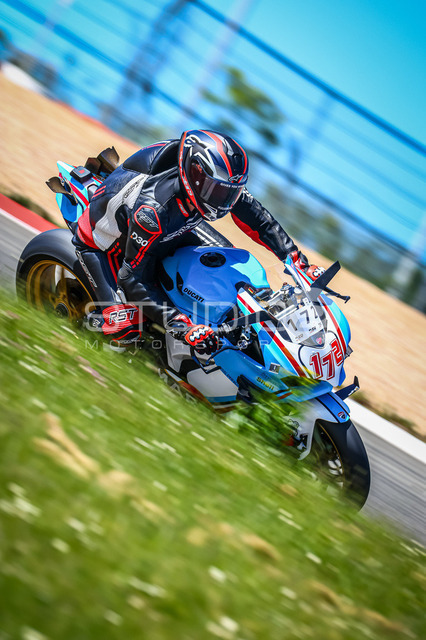 0172-260526NBR-028_172 | Deine Full-Service-Agentur für ✔️Videoproduktionen und ✔️Motorsportfotografie Jetzt Angebot anfragen!
