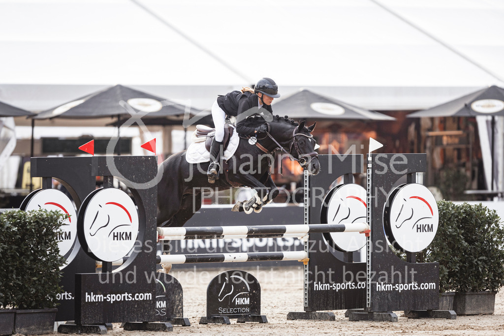 240906_BuCha_PonyA-5j-160 | Deine schönsten Turniermomente als professionelle Fotos! Entdecke hochwertige Pferdesport-Fotografie im Online-Shop. Jetzt Fotos finden & bestellen!