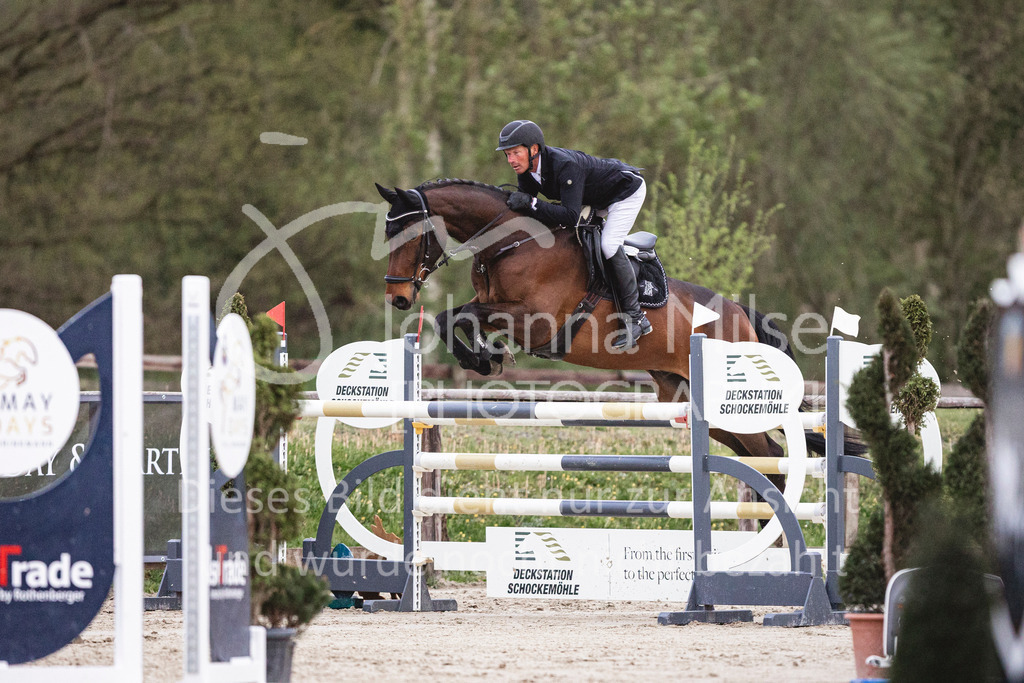 250417_Frühlingsfest_Youngster-M-204 | Deine schönsten Turniermomente als professionelle Fotos! Entdecke hochwertige Pferdesport-Fotografie im Online-Shop. Jetzt Fotos finden & bestellen!
