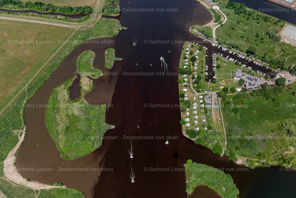 4029512 | BREMEN 01.06.2020 Uferbereiche an der Weser im Ortsteil Hemelingen in Bremen. // Shore areas on the Weser in the district of Hemelingen in Bremen. Foto: Gerhard Launer