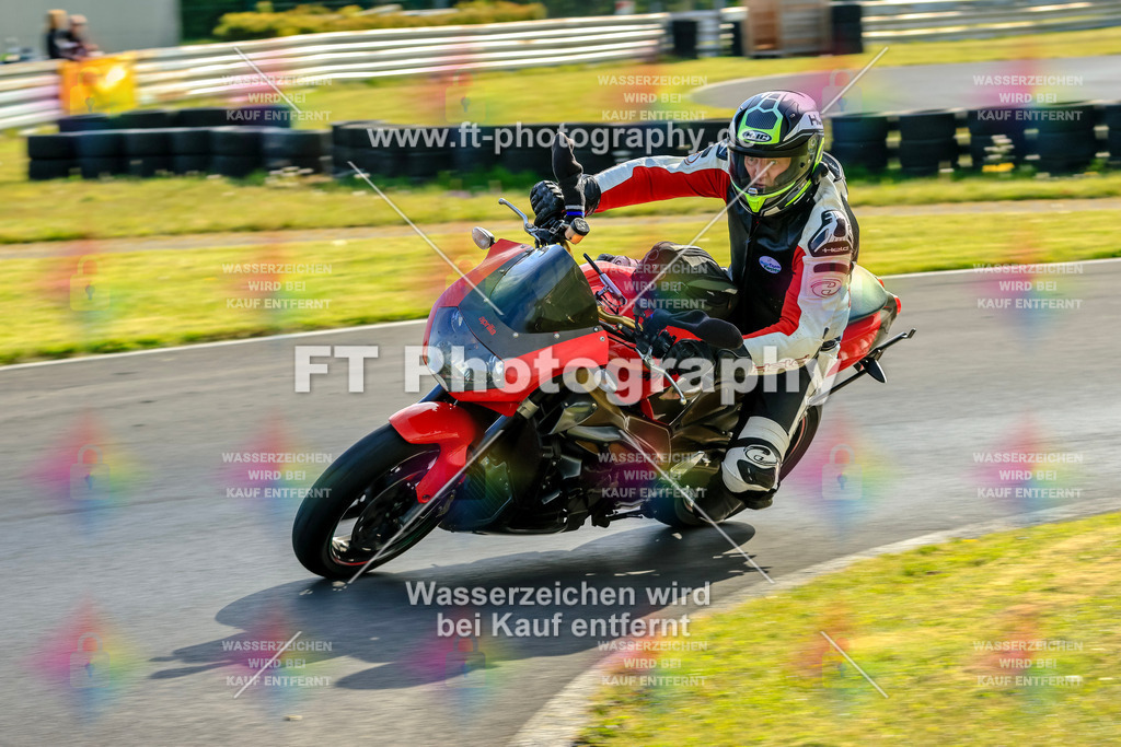 _OTO1251 | Hier findet Ihr Bilder von Touristenfahrten auf der Nürburgring Nordschleife oder von anderen Veranstaltungen die ich besucht habe. Viel Spass beim Durch Schauen 