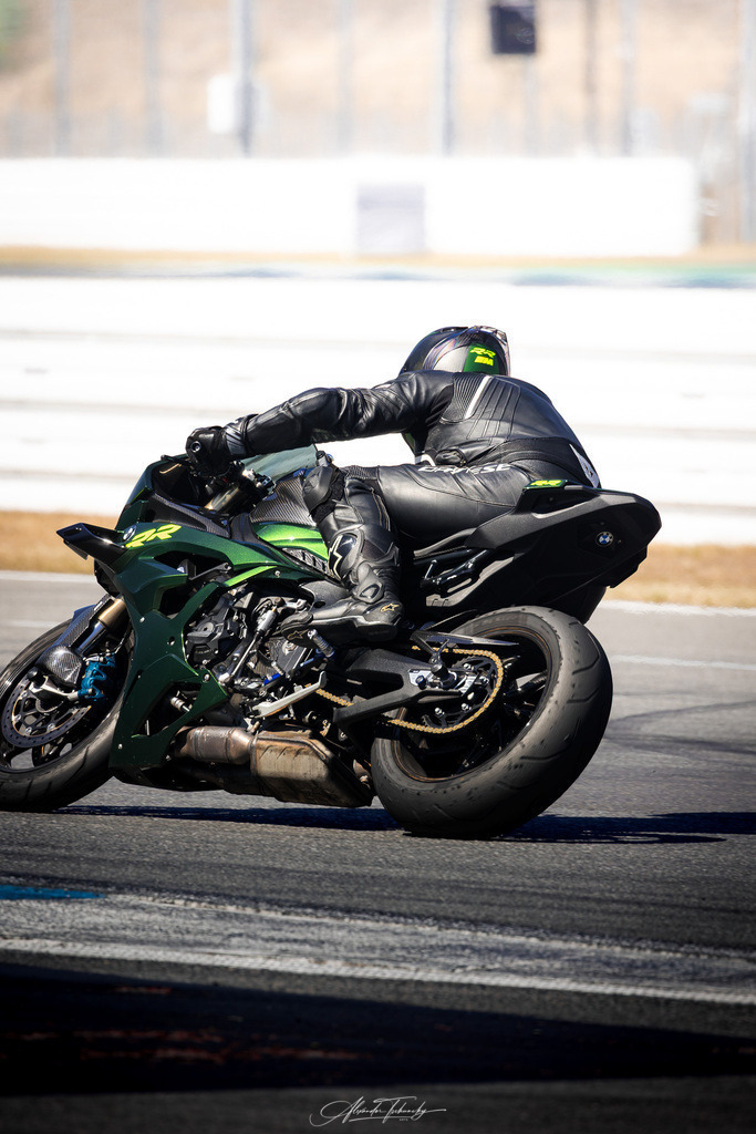 Ducati Trackday Hockenheimring 2026 | Entdecken Sie die faszinierende Welt von Alexander Tschuncky Arts: Kreative Fotografie, atemberaubende Automobilkunst und hochwertiger Bilderdruck. Lassen Sie sich inspirieren! - Realisiert mit Pictrs.com