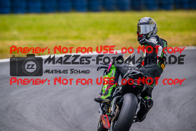 MaZZes_FotoMatrix_220521_9254 | Fotograf Mathias Schmid
Sportfotograf,
Eventfotograf,
Hochzeitsfotograf,
Portraitfotograf