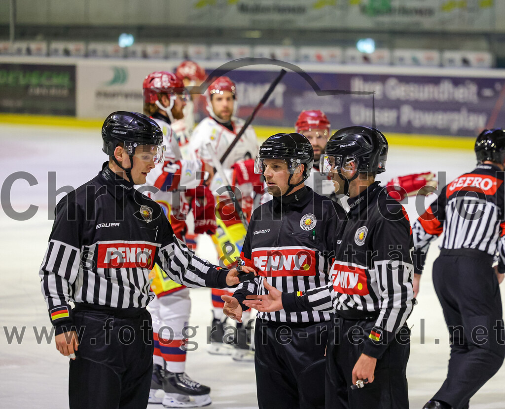 2025-10-24_088_TSV_Erding_gegen_Deggendorfer_SC | Erding, Deutschland, 24.10.2025:Eishockey, Oberliga Süd 2025 / 2026, 11. Spieltag, TSV Erding gegen Deggendorfer SC, Endergebnis: 2:4Foto: Christian Riedel / fotografie-riedel.net