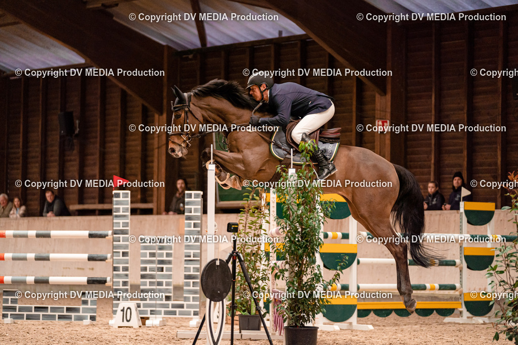 Springen Tag 3-329 | dv-media-shop - Realisiert mit Pictrs.com