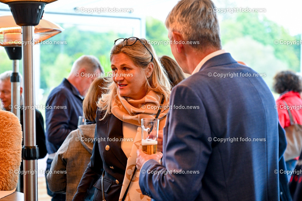 Frauen fuer Frauen_ Charity Oldtimerfahrt_ 04.10.2025-261 | 04.10.2025, Linz, AUT, Oldtimer Charity im Bild Frauen fuer Frauen Oldtimerfahrt, Teilnehmer©Harald Dostal / fodo.media