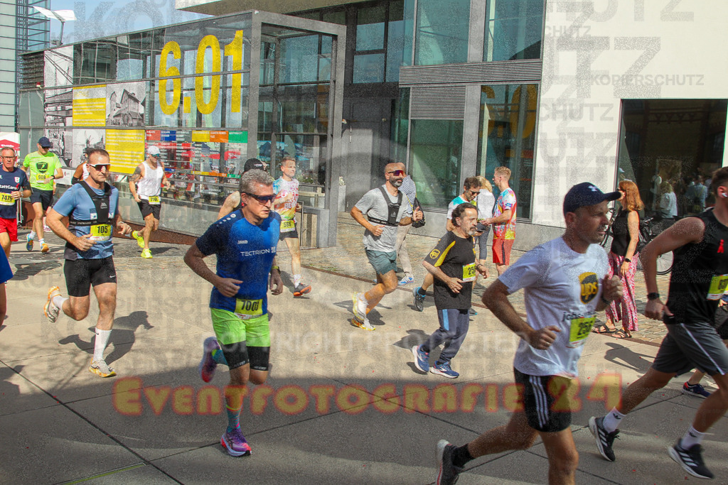 250920_1430_EV4_6977 | Sportfotografie im Rhein-Sieg Kreis, Köln, Bonn, NRW, Rheinland Pfalz, Hessen, etc. Unser Tätigkeitsfeld umfasst den Laufsport vom Volkslauf über den Marathon, Duathlon, Triathon bis zum Ultralauf wie Kölnpfad Ultra oder Schindertrail.