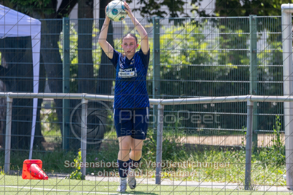 20250622_143202_0316 | #,ASV Eislingen (blau) vs. Tura Untermünkheim (orange), Fussball, Aufstiegsspiel in B-Juniorinnen-VS Nord Runde 2 - WfV, Saison 2024/2025, Kunstrasensportplatz im Ösch, Staufeneckerstraße, 73054 Eislingen, 22.06.2025 - 14:00 Uhr,Foto: PhotoPeet-Sportfotografie/Peter Harich