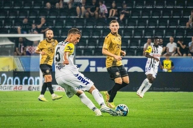reisinger-2023-08-24-0400 | Image shows ,LASK vs HSK Zrinjski Mostar,24.08.2023,Raiffeisen Arena Linz, AUT, Uefa Europa League Play-Off, Fußball /Foto: Simon Reisinger Datum 2023-08-24 - Realisiert mit Pictrs.com